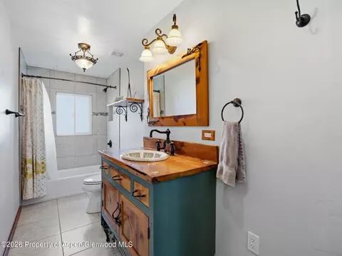 Bath - 320 E 3rd Street Rifle Co 81650 St, Rifle, CO 81650 photo 4 of 4