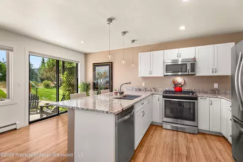 Kitchen - 82 Silverado Drive Basalt Co 81621 Dr, Basalt, CO 81621 photo 1 of 3