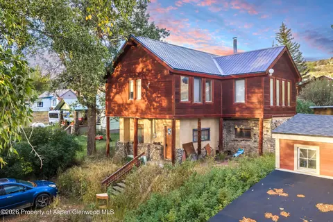 204 N Grant Avenue Oak Creek Co 80467 Ave, Oak Creek, CO 80467