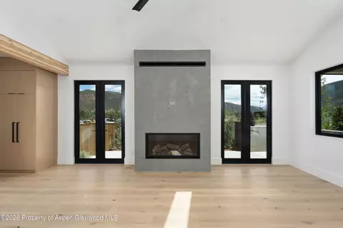 Living - 428 Amesbury Drive Basalt Co 81621 Dr, Basalt, CO 81621 photo 2 of 3