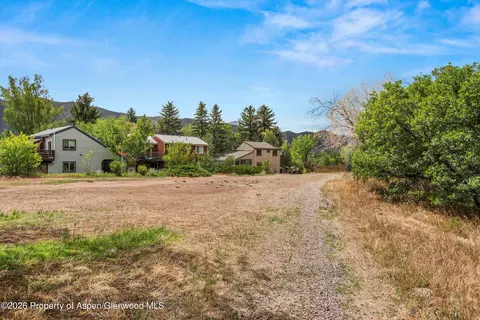 Exterior - 33 Mountain Court Basalt Co 81621 Ct, Basalt, CO 81621 photo 1 of 6