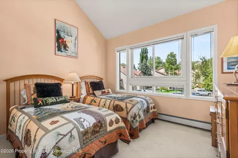 Bedroom - 1504 Mockingbird Lane Basalt Co 81621 Ln, Basalt, CO 81621 photo 1 of 3
