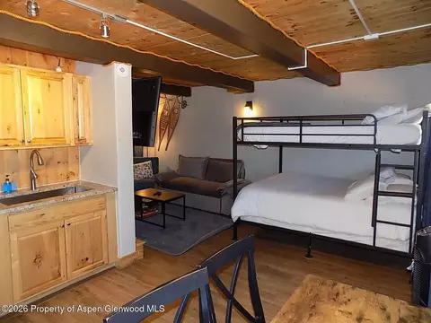 11101 County Road 117 8-c Glenwood Springs Co 81601, Glenwood Springs, CO 81601