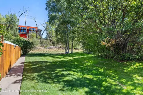 Exterior - 405 Park Avenue B2 Basalt Co 81621 Ave #B2, Basalt, CO 81621 photo 3 of 3