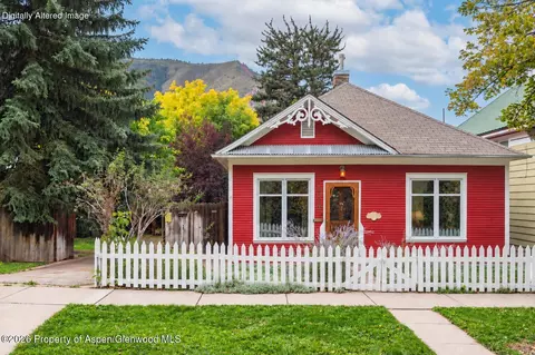 1017 Cooper Avenue Glenwood Springs Co 81601 Ave, Glenwood Springs, CO 81601