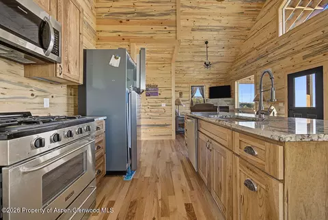 Kitchen - 692 Little Dipper Lane Craig Co 81625 Ln, Craig, CO 81625 photo 3 of 4