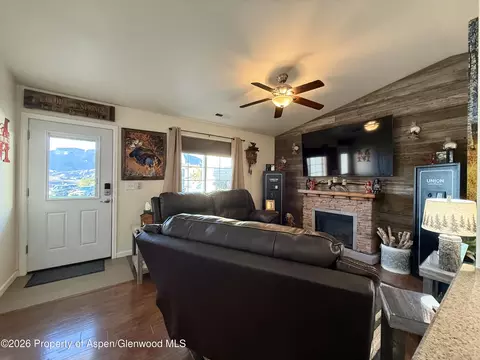 Entry Way - 41 Bryan Loop Parachute Co 81635 Loop, Parachute, CO 81635 photo 1 of 1