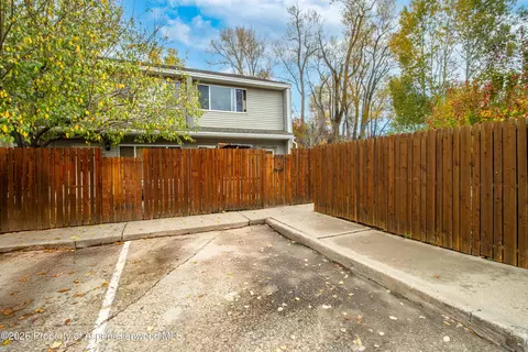 Exterior - 323 Park Avenue G-4 Basalt Co 81621 Ave #G-4, Basalt, CO 81621 photo 4 of 5