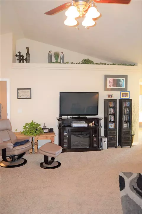 560 Heath Dr, Fruita, CO 81521 photo 6