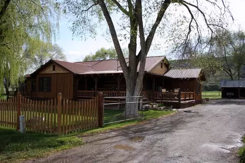 4657 W Rd, De Beque, CO 81630 photo 2