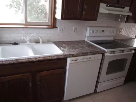565 E Good Hope Cir #D, Clifton, CO 81520 photo 9