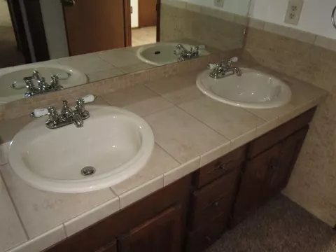 565 E Good Hope Cir #D, Clifton, CO 81520 photo 17