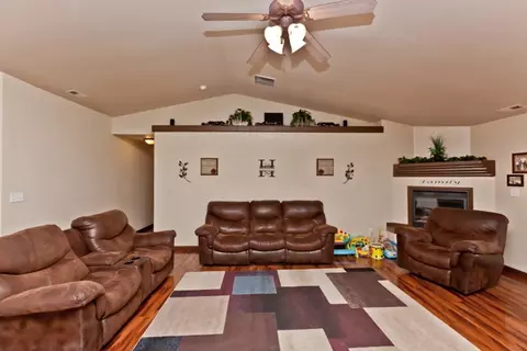 775 Delean Way, Fruita, CO 81521 photo 3