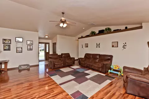 775 Delean Way, Fruita, CO 81521 photo 2