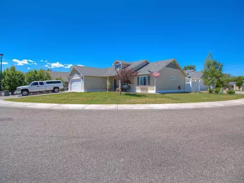 124 Kaley St, Fruita, CO 81521 photo 2