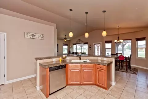 1017 Echo Canyon St, Fruita, CO 81521 photo 3
