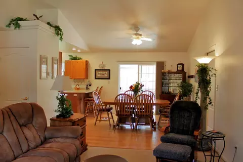 2558 Fall Valley Ave, Grand Junction, CO 81505 photo 3
