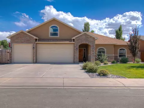 1748 Powis Ln, Fruita, CO 81521 photo 1