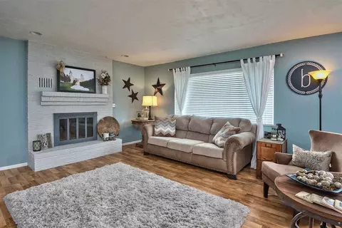 210 W Meadow Ave, Fruita, CO 81521 photo 3