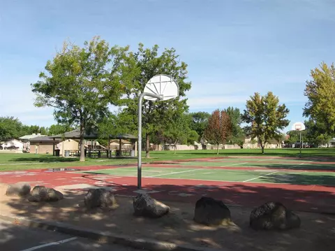 537 E Harrison Ave, Fruita, CO 81521 photo 5
