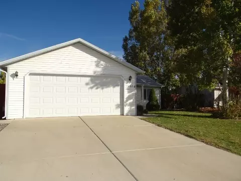 1137 Walnut St, Fruita, CO 81521 photo 1