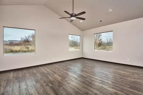 562 Wright St, Clifton, CO 81520 photo 6