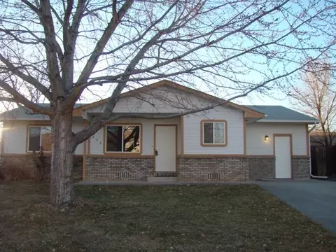 525 Bowstring Dr, Clifton, CO 81520 photo 1