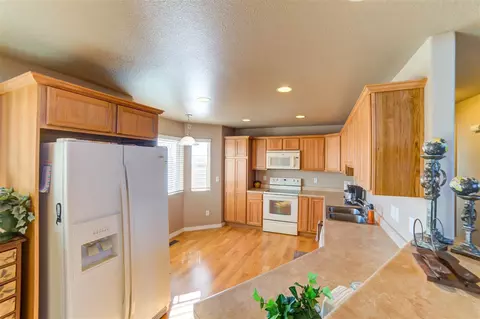 792 Dutton St, Delta, CO 81416 photo 5
