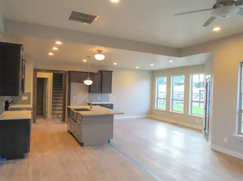 747 Ruby Ranch Dr, Grand Junction, CO 81506 photo 2