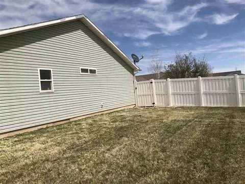 689 Quartz Dr, Fruita, CO 81521 photo 2
