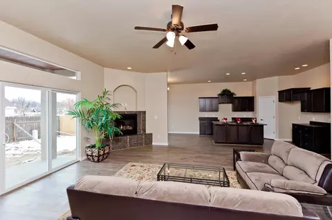 916 Echo Canyon St, Fruita, CO 81521 photo 2
