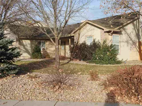 330 Crystal Ct, Fruita, CO 81521 photo 2