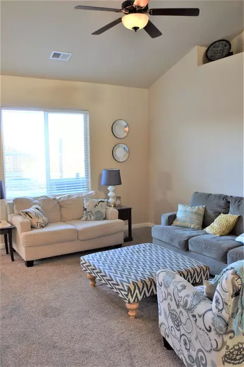 1084 Echo Canyon St, Fruita, CO 81521 photo 2