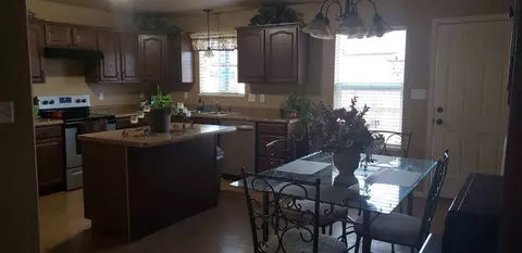 504 Juniper St, Fruita, CO 81521 photo 2