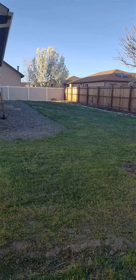 504 Juniper St, Fruita, CO 81521 photo 3