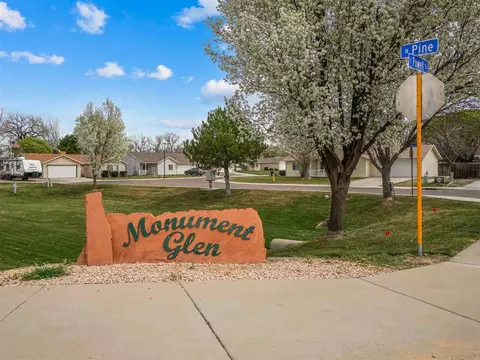 1106 Walnut St, Fruita, CO 81521 photo 3