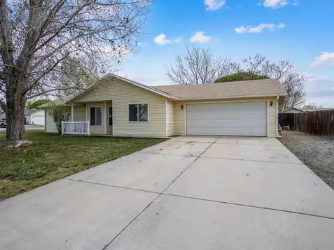 1106 Walnut St, Fruita, CO 81521 photo 1