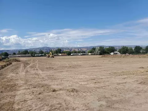 739 Hackberry St, Fruita, CO 81521 photo 1