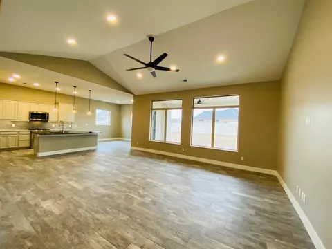 1605 Derby Ct, Fruita, CO 81521 photo 4
