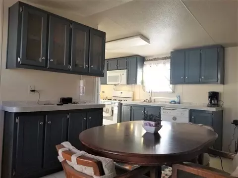 324 E Raven Ave, Rangely, CO 81648 photo 3