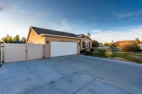213 Javan Ct, Fruita, CO 81521 photo 3