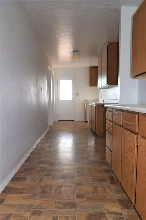 911 S White Ave, Rangely, CO 81648 photo 11
