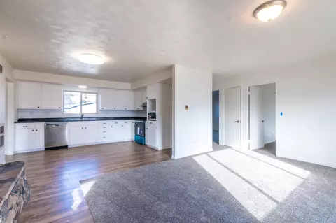 957 E Aspen Ave, Fruita, CO 81521 photo 2