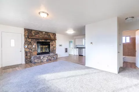 957 E Aspen Ave, Fruita, CO 81521 photo 3