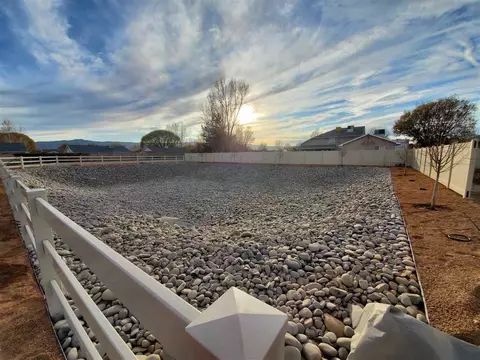727 Hackberry St, Fruita, CO 81521 photo 2