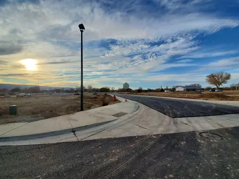 727 Hackberry St, Fruita, CO 81521 photo 1