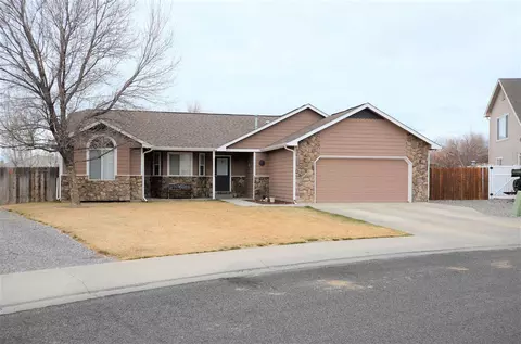 133 Sierra Dr, Fruita, CO 81521 photo 2