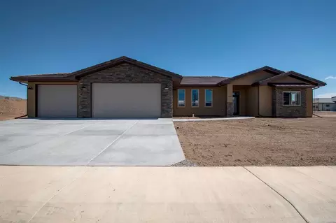 1276 Fairway Dr, Fruita, CO 81521 photo 1
