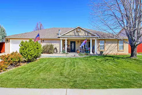 111 Almond Cir, Fruita, CO 81521 photo 1