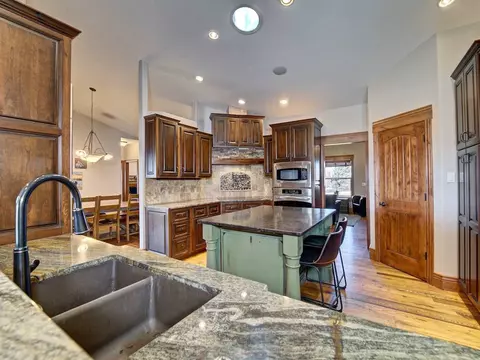 1104 E Via Le Paz Dr, Fruita, CO 81521 photo 6
